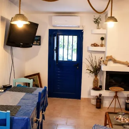 Tatil Evi The Aegean Eleutheria-tinos Mamádhos